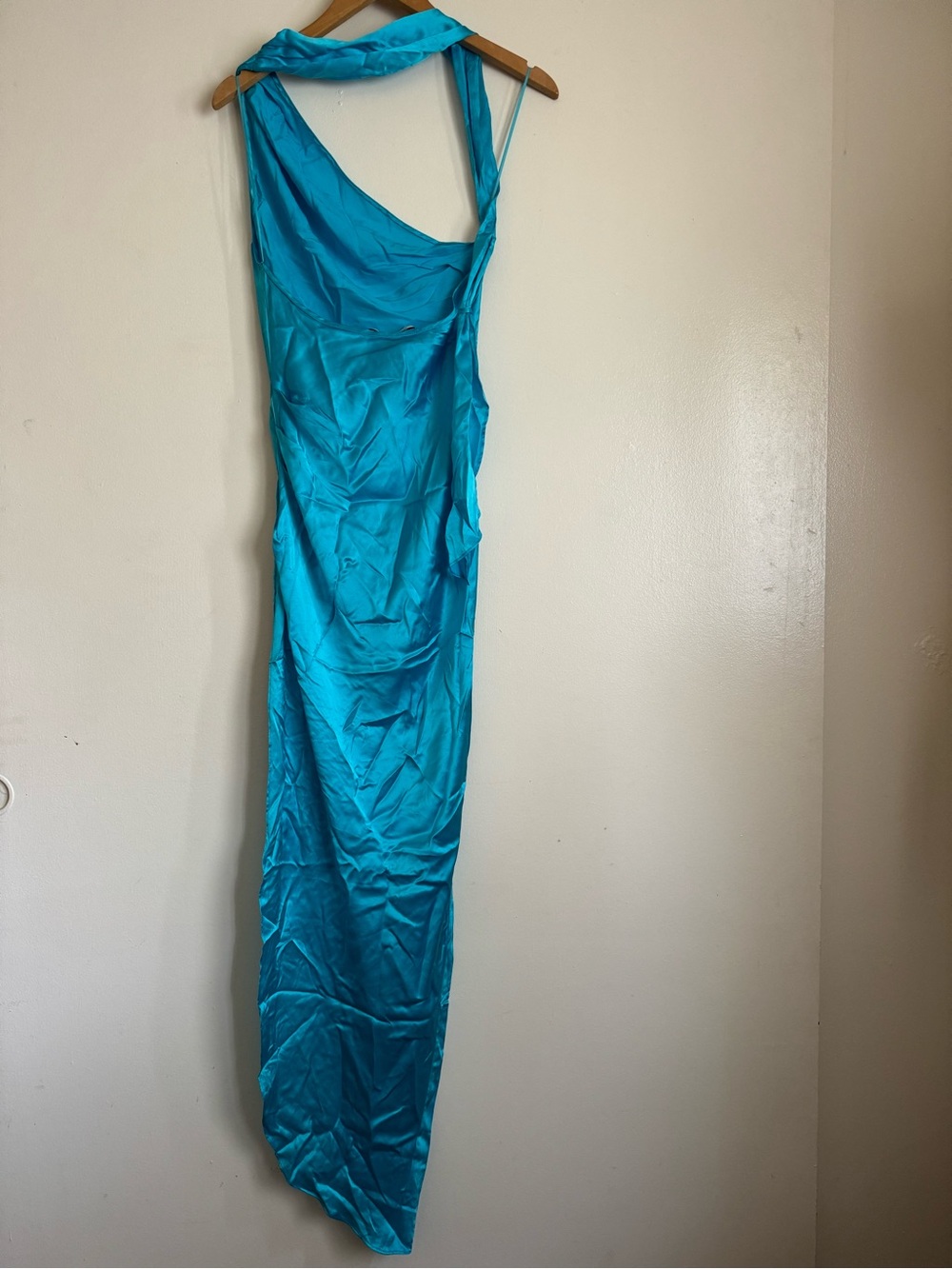 Amanda Uprichard Jaida Maxi in Marina Silk Gown Dress - Picture 8 of 11